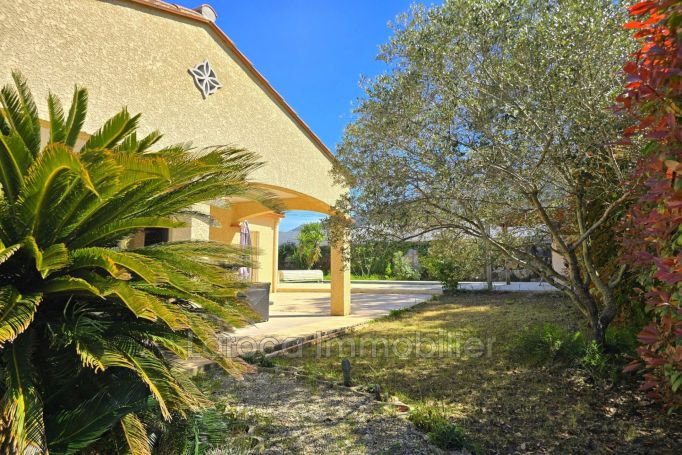 A vendre MAISON  5 PIECES 112 M2  LAROQUE DES ALBERES Village