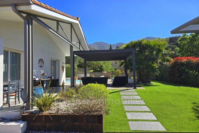 A louer MAISON  5 PIECES 160 M2  MONTESQUIEU DES ALBERES Village