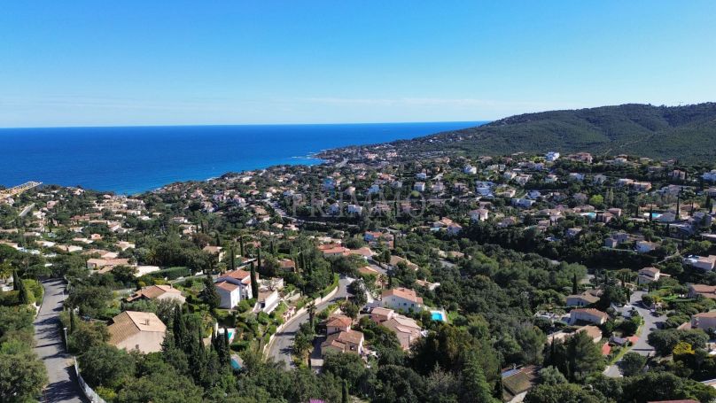 A vendre MAISON  5 PIECES 147 M2 VUE MER LES ISSAMBRES