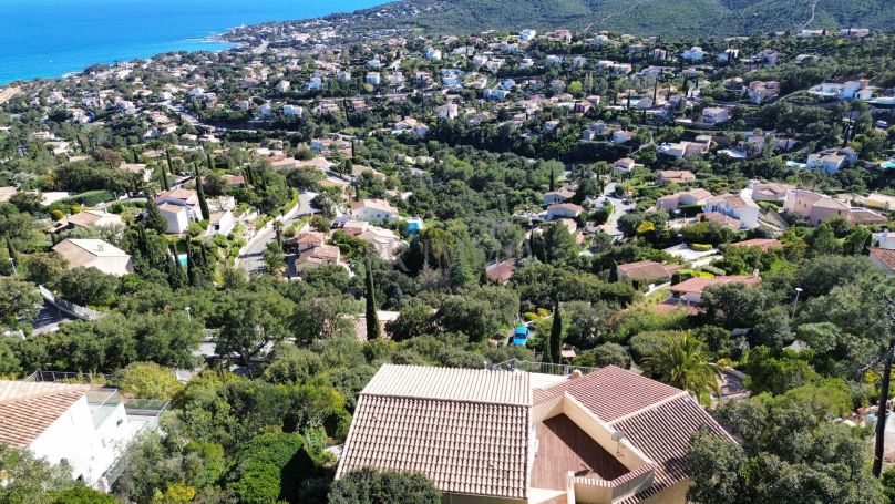 A vendre MAISON  5 PIECES 147 M2 VUE MER LES ISSAMBRES