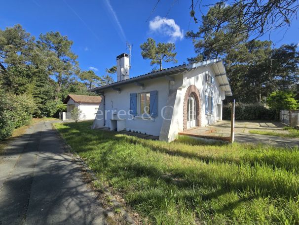 A vendre MAISON  5 PIECES 120 M2  SOORTS HOSSEGOR