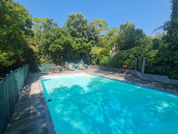 A vendre MAISON  9 PIECES 205 M2 PLAGE à PIED SEIGNOSSE