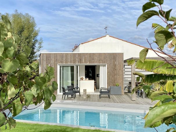 A vendre MAISON  4 PIECES 167 M2 BORD DE MER LE FENOUILLER