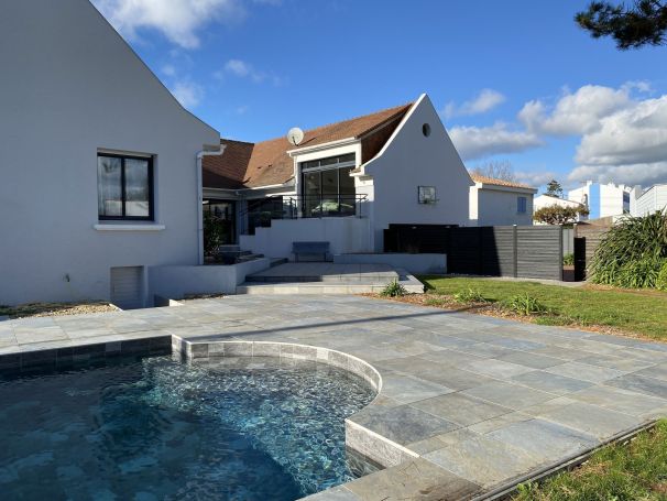 A vendre MAISON  7 PIECES 264 M2 BORD DE MER SAINT GILLES CROIX DE VIE