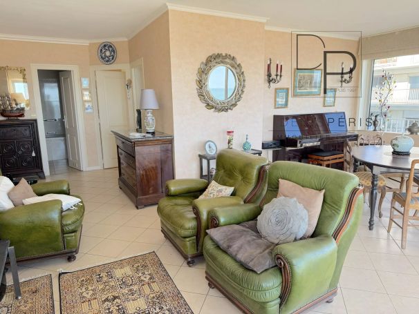 A louer APPARTEMENT T3 71 M2 TERRASSE PIEDS DANS L'EAU LA BAULE ESCOUBLAC