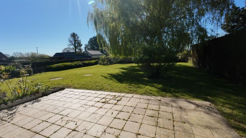 A vendre MAISON  CONTEMPORAINE BORD DE MER AVREMESNIL