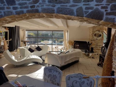 vente Baden, propriété de caractère en pierre sous chaume