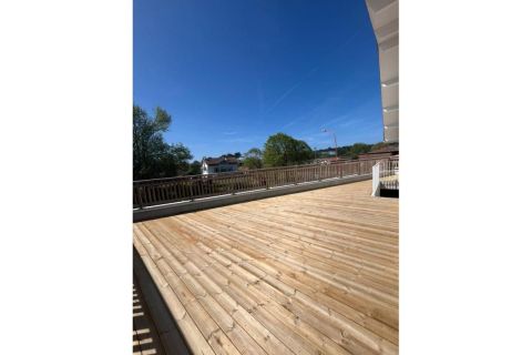 A louer APPARTEMENT T4 83 M2 TERRASSE BORD DE MER MESSANGES