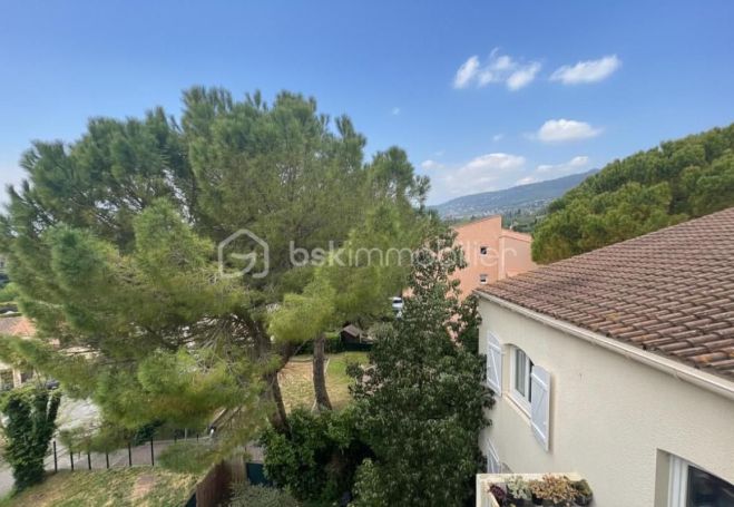 A louer APPARTEMENT T2 51 M2  PEYMEINADE