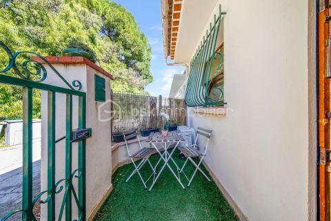 A louer MAISON  CONTEMPORAINE BORD DE MER LE PRADET
