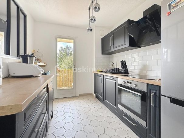 A louer APPARTEMENT T2 48 M2 BORD DE MER TOULON