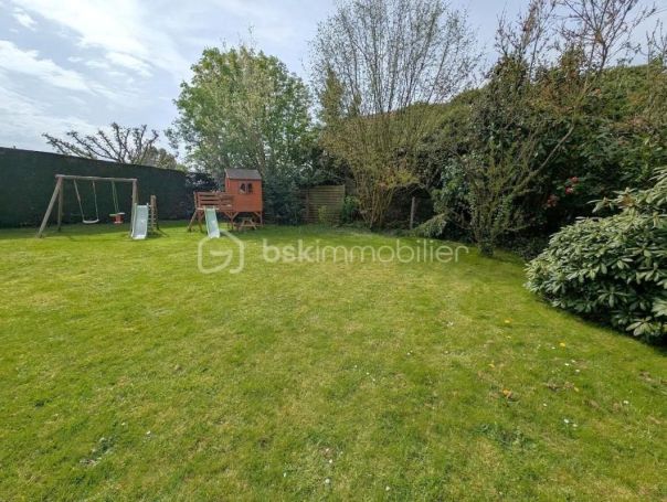 A vendre LONGèRE  6 PIECES 180 M2 BORD DE MER OCTEVILLE SUR MER