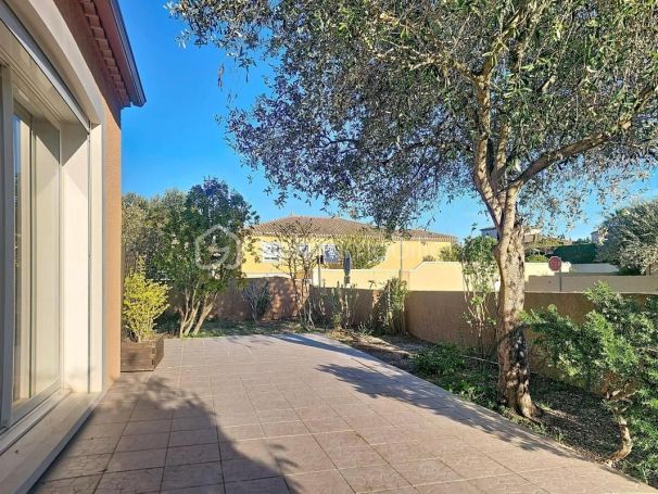 A louer MAISON  4 PIECES 88 M2  COLOMBIERS