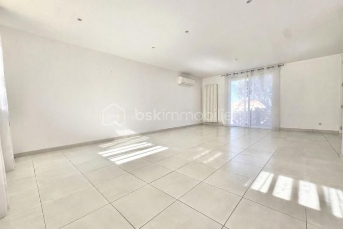 A louer MAISON  4 PIECES 129 M2  CORNEILHAN