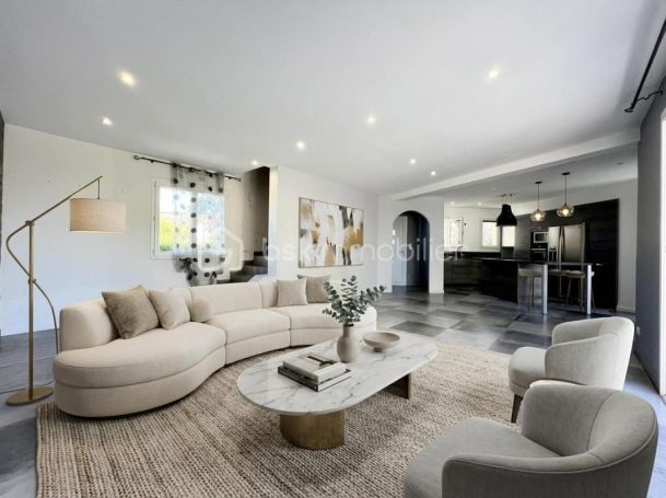 A vendre MAISON  4 PIECES 120 M2 BORD DE MER SERIGNAN