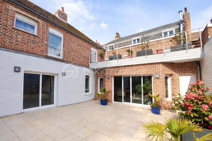 A louer MAISON  DE MAîTRE  HARNES