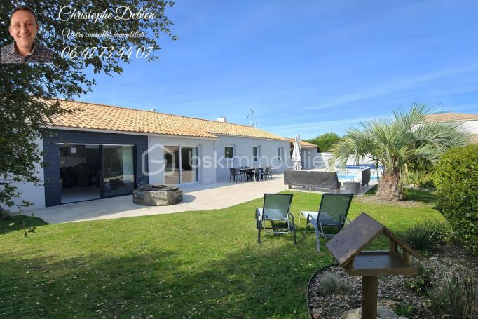 A louer MAISON  9 PIECES 182 M2 BORD DE MER PORNIC