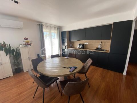 A louer APPARTEMENT T7 183 M2 BORD DE MER PORT LA NOUVELLE