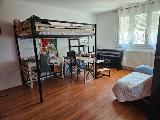 A louer APPARTEMENT T7 183 M2 BORD DE MER PORT LA NOUVELLE