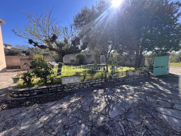 A louer MAISON  6 PIECES 144 M2  ALES