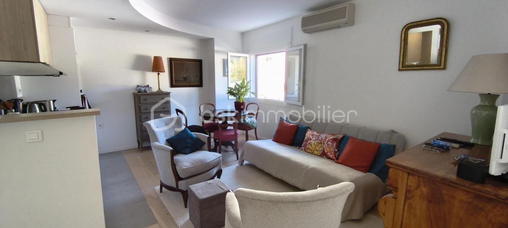 A louer APPARTEMENT T2 45 M2 BORD DE MER BANDOL