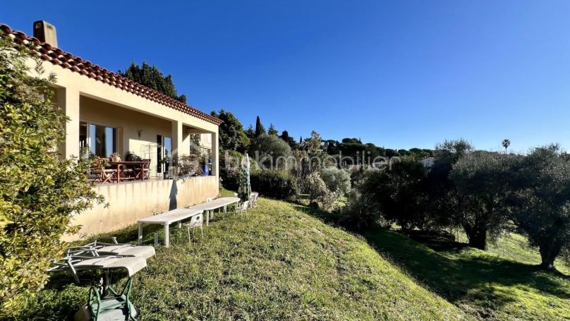 A vendre MAISON  D'ARCHITECTE VUE MER VENCE