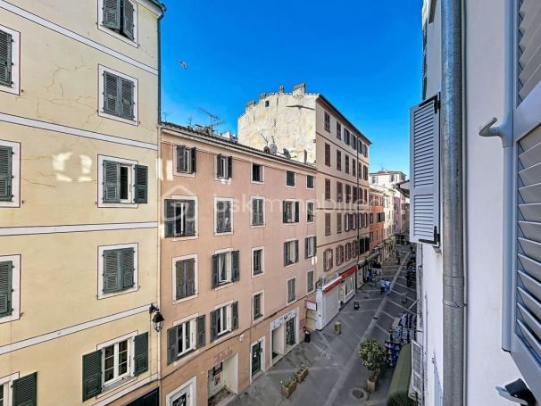 A louer APPARTEMENT T2 55 M2 BORD DE MER AJACCIO