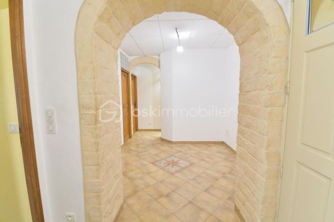 A louer APPARTEMENT T5 90 M2 TERRASSE BORD DE MER SETE