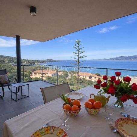 A louer APPARTEMENT T3 55 M2 TERRASSE VUE MER PIETROSELLA