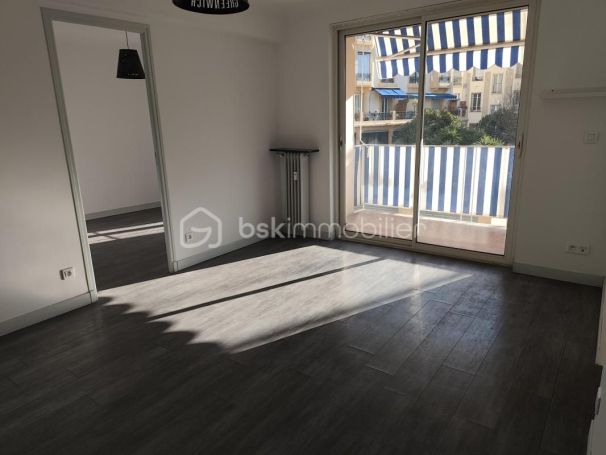 A louer APPARTEMENT T4 63 M2 BORD DE MER NICE