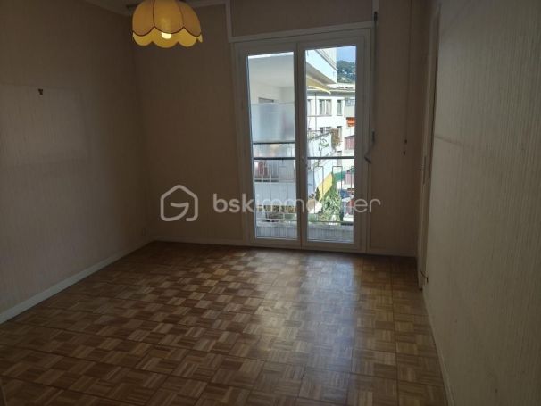 A louer APPARTEMENT T3 74 M2 TERRASSE VUE MER NICE