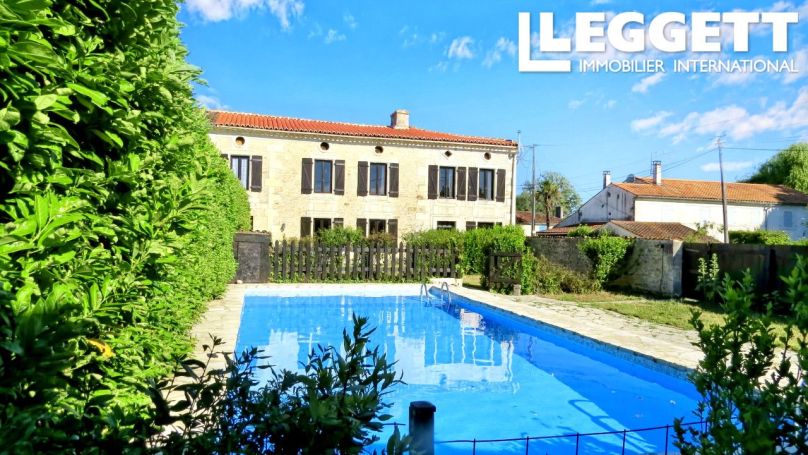 A louer GîTE  SAINT SAVINIEN