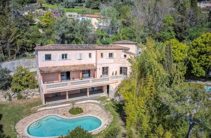 A vendre MAISON  6 PIECES 442 M2 VUE MER NICE