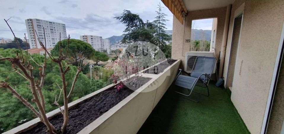 A louer APPARTEMENT T4 74 M2 TERRASSE  MARSEILLE 11EME