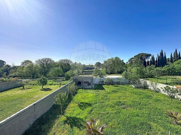 A louer MAISON  7 PIECES 168 M2  SAINT GENIES DE MALGOIRES