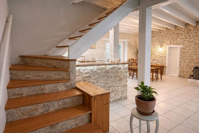 A louer MAISON  DE MAîTRE  ANTUGNAC