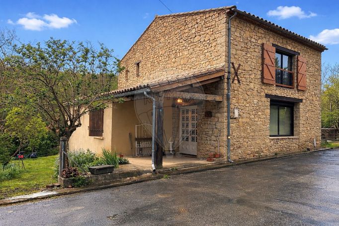 A louer MAISON  DE MAîTRE  ANTUGNAC