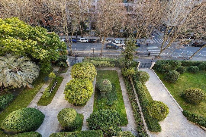 A louer APPARTEMENT DE PRESTIGE T3 89 M2 TERRASSE BORD DE MER NICE