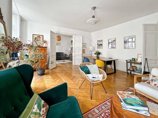 A louer APPARTEMENT T5 147 M2  NANTES