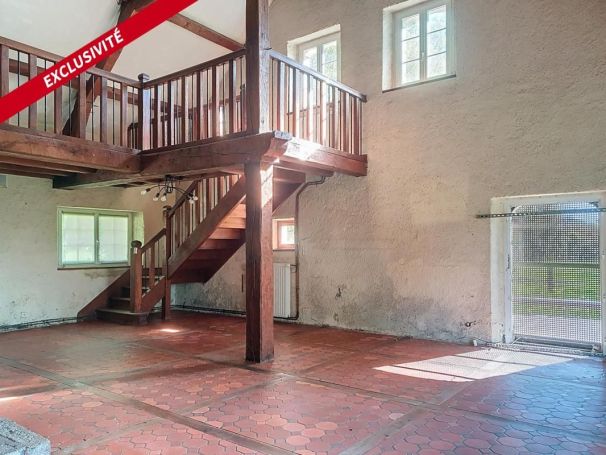 A louer LONGèRE  8 PIECES 295 M2  VIGNEUX DE BRETAGNE