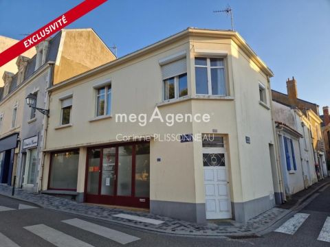 A louer APPARTEMENT T5 94 M2 BORD DE MER LES SABLES D OLONNE