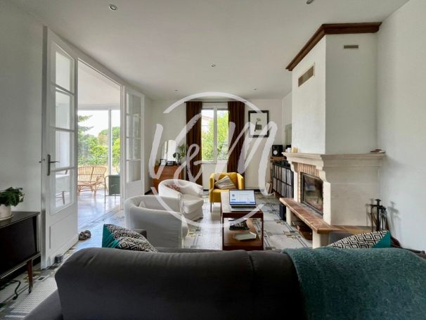 A vendre CHARMANTE Maison 6 PIECES 125 M&sup2; PROCHE CENTRE Audenge