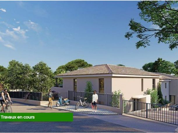 A vendre APPARTEMENT T3 74 M2 TERRASSE BORD DE MER SIX FOURS LES PLAGES
