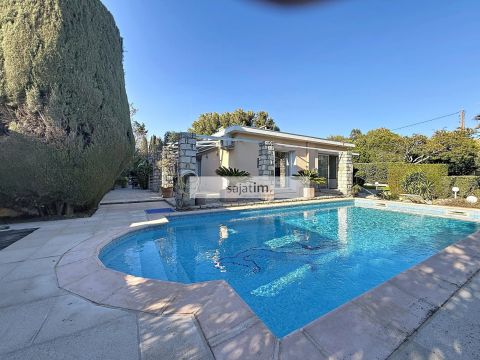 A vendre JOLIE MAISON 4 PIECES PLAIN PIED LES LONES Six-Fours-les-Plages