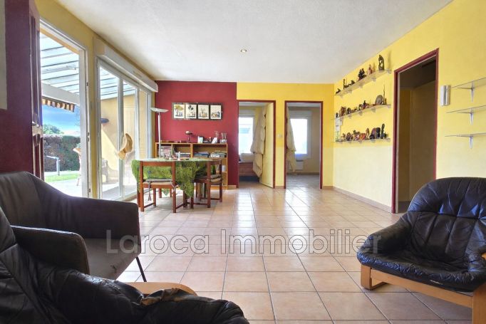 A vendre MAISON  3 PIECES 71 M2  SAINT GENIS DES FONTAINES Village