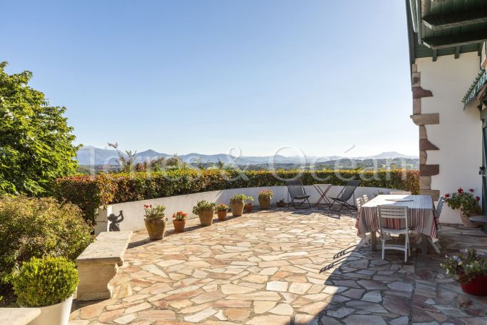 A louer MAISON  5 PIECES 192 M2  BAYONNE campagnes