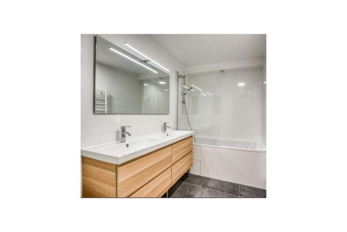 A louer APPARTEMENT T3 63 M2 TERRASSE PLAGE à PIED LE GRAU DU ROI