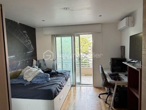 A louer APPARTEMENT T4 84 M2 BORD DE MER CAVALAIRE SUR MER