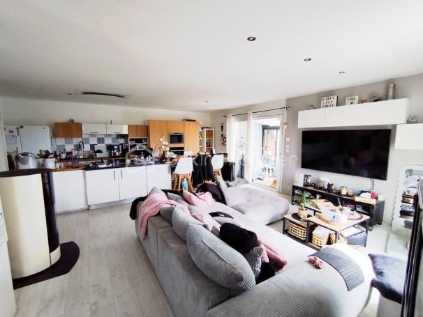 A louer MAISON  DE MAîTRE  NEBIAN