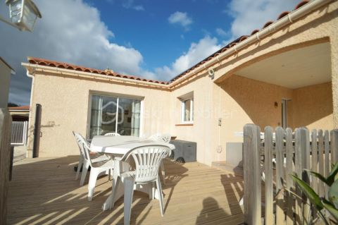 A louer MAISON  4 PIECES 83 M2 BORD DE MER SAINT LAURENT DE LA SALANQUE